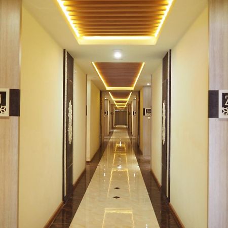 Luminor Hotel Banyuwangi By Wh Екстер'єр фото