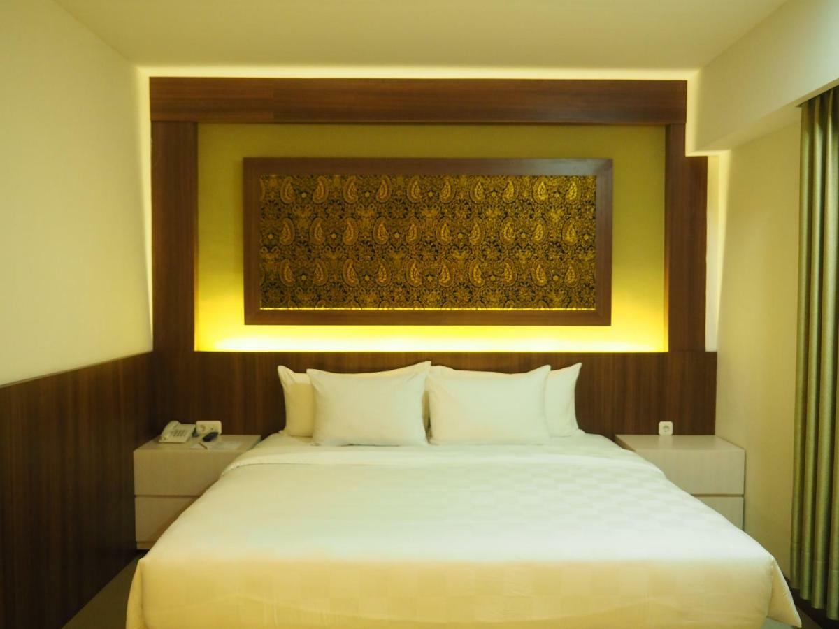 Luminor Hotel Banyuwangi By Wh Екстер'єр фото