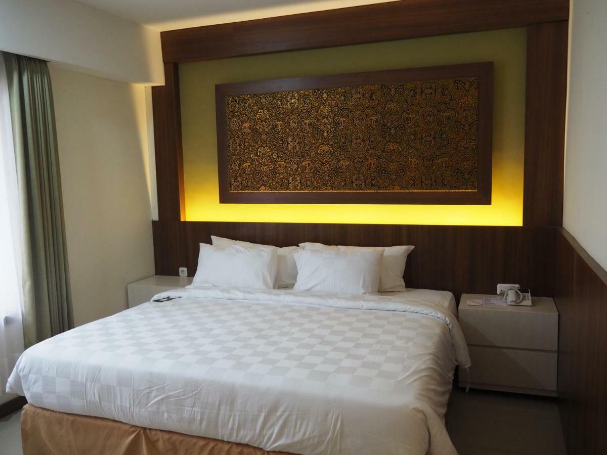 Luminor Hotel Banyuwangi By Wh Екстер'єр фото