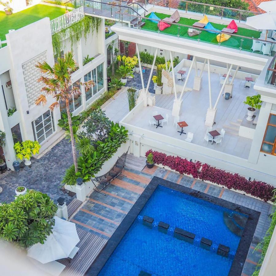 Luminor Hotel Banyuwangi By Wh Екстер'єр фото